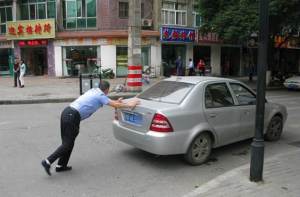 停车熄火后出现异响,教你一招解决