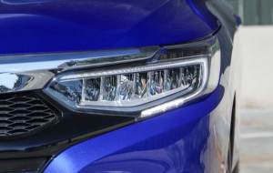 8万级不可否认的好车，车长4米8油耗却才6L，比轩逸更难开坏