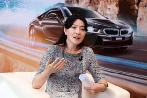华晨宝马内部通告：公司一名副总裁短时间内不会回来