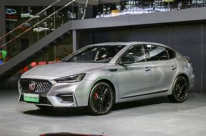 越来越追求运动化设计 车展实拍名爵6 PHEV
