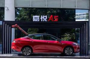 自驾嘉悦A5盛夏游黄龙溪，除了好玩还有什么好吃的？