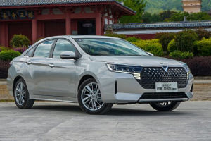 3.7L的油耗你信吗?  试驾启辰D60 PLUS