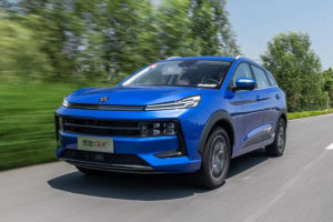 中国品牌紧凑型SUV新丁 试驾思皓QX