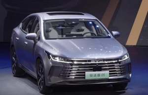比亚迪驱逐舰05上市 售价11.98-15.58万元