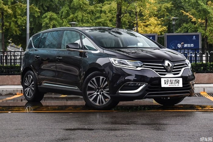 SUV化的MPV跨界车 造型运动底盘离地间隙181mm