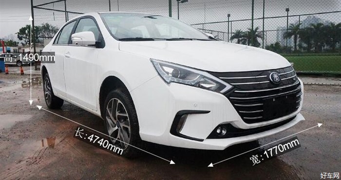 综合续航400公里 实拍秦EV450锋联智尚版