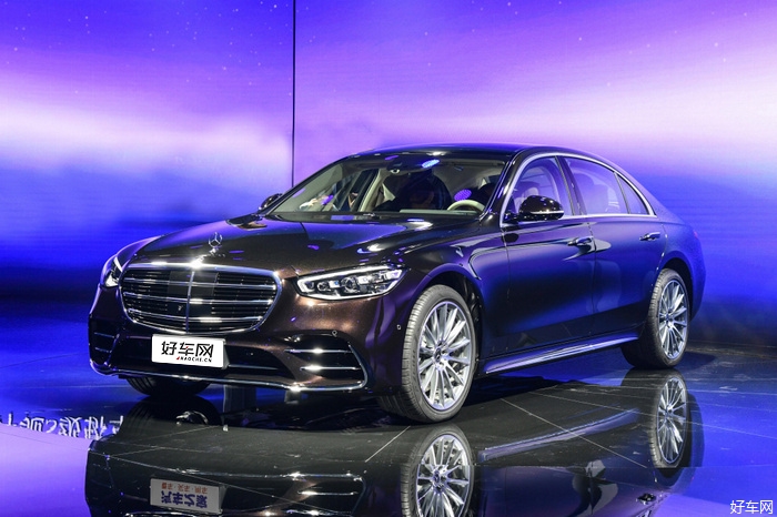  全新一代奔驰S级上市 售价89.98-181.88万元