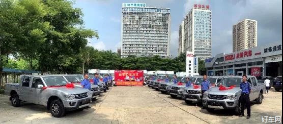 庆铃五十铃T17皮卡助力南宁创建文明城市