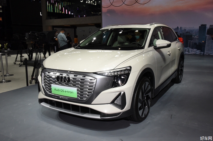 上汽奥迪Q5 e-tron上市 售价39.55万元起 